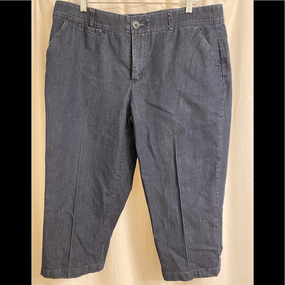 Christopher & Banks dark denim capris, size 16W